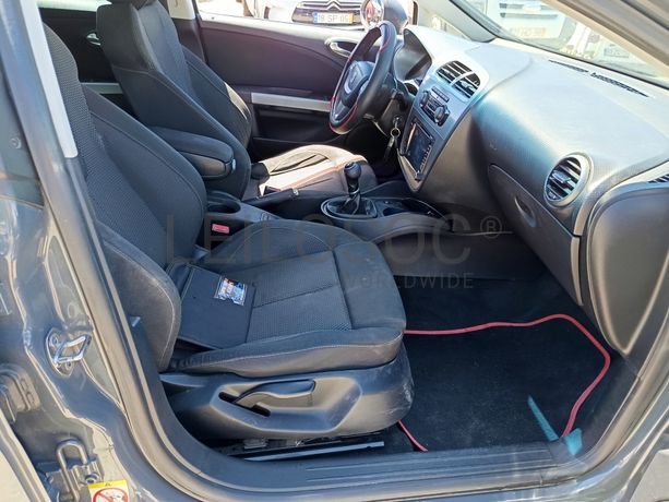 Seat Leon · Ano 2010