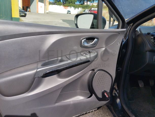 Renault Clio · Ano 2015