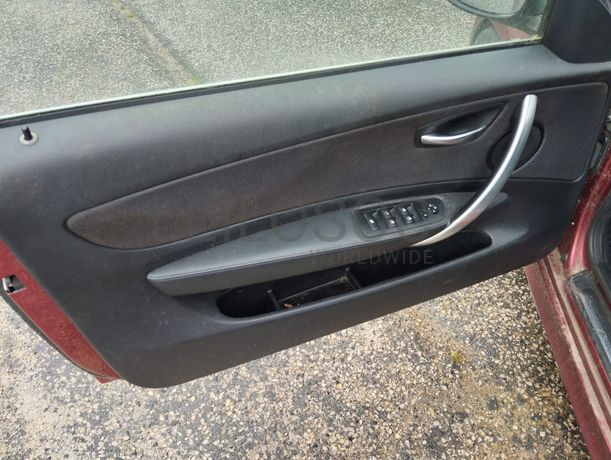 BMW 118D Cabrio · Ano 2011