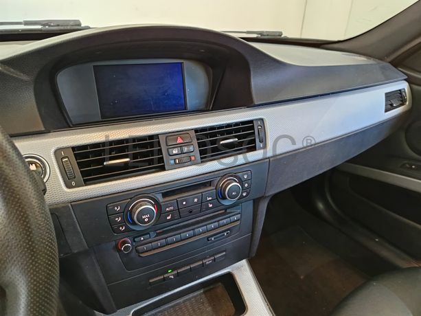 BMW 320D · Ano 2011