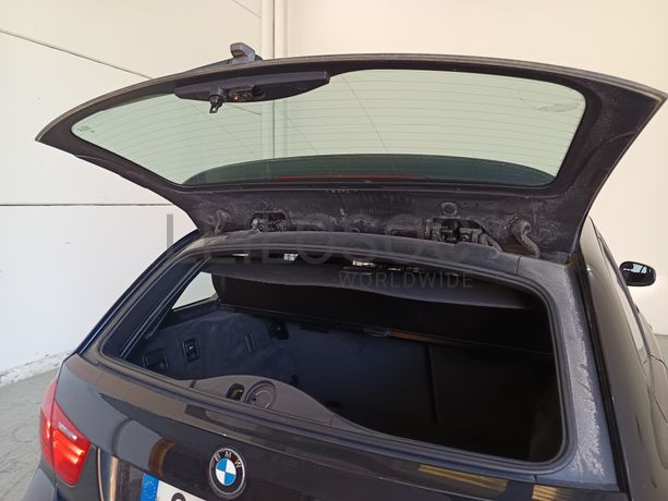 BMW 320D · Ano 2011