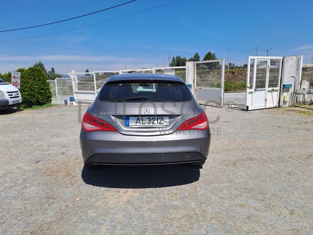 Mercedes-Benz CLA · Ano 2016