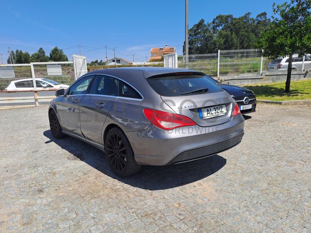 Mercedes-Benz CLA · Ano 2016