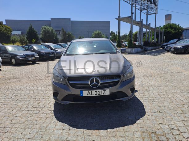 Mercedes-Benz CLA · Ano 2016