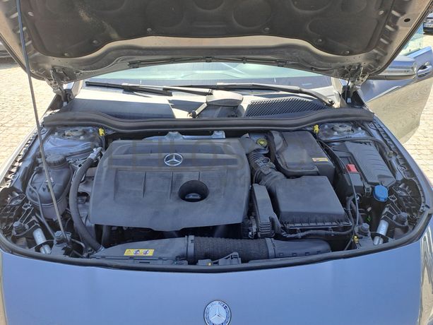 Mercedes-Benz CLA · Ano 2016