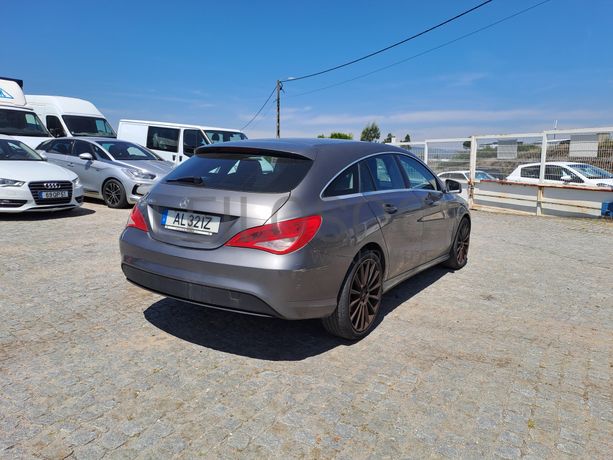 Mercedes-Benz CLA · Ano 2016