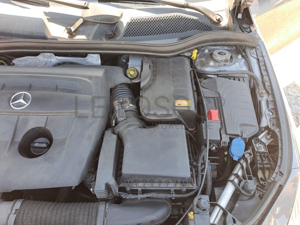 Mercedes-Benz CLA · Ano 2016