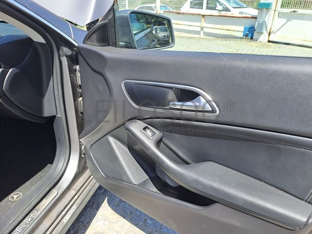 Mercedes-Benz CLA · Ano 2016