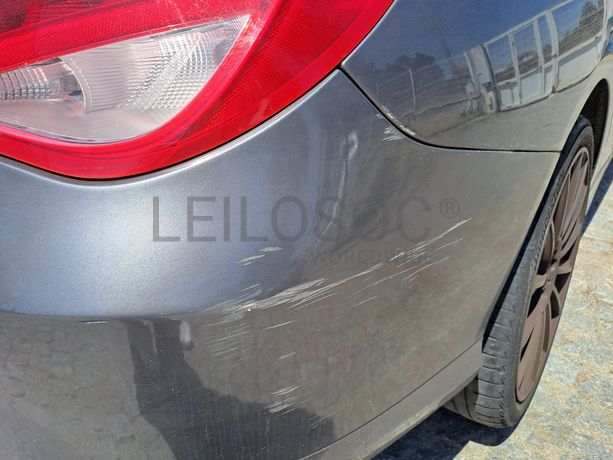 Mercedes-Benz CLA · Ano 2016