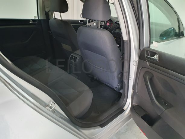 Volkswagen Golf 1.4 FSI · Ano 2005