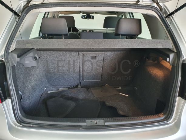 Volkswagen Golf 1.4 FSI · Ano 2005