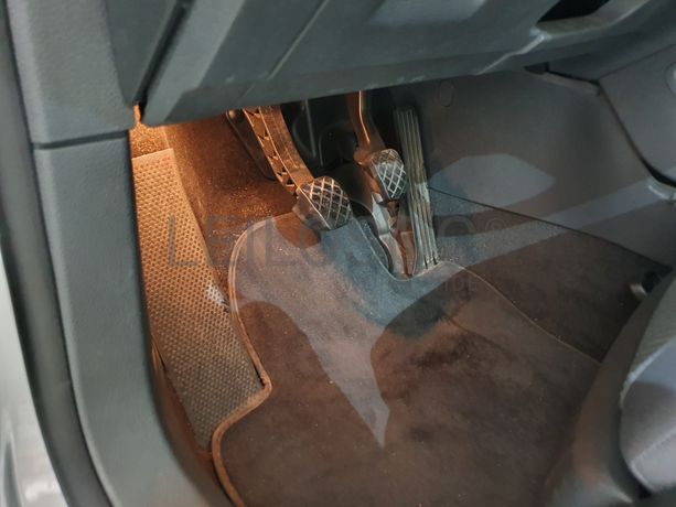 Volkswagen Golf 1.4 FSI · Ano 2005