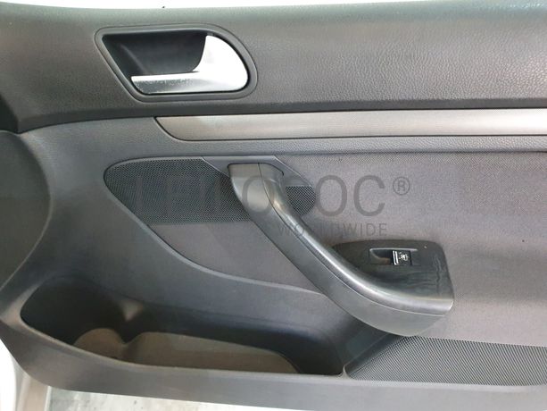 Volkswagen Golf 1.4 FSI · Ano 2005