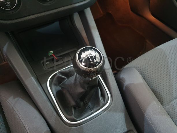 Volkswagen Golf 1.4 FSI · Ano 2005