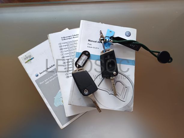 Volkswagen Polo · Ano 2014