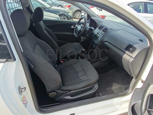 Volkswagen Polo · Ano 2014
