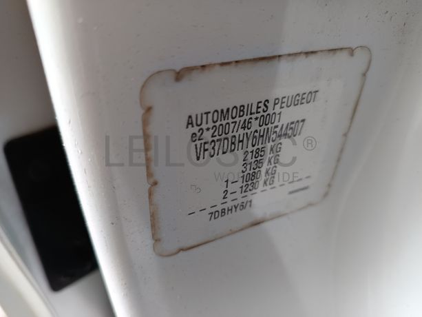 Peugeot Partner · Ano 2017