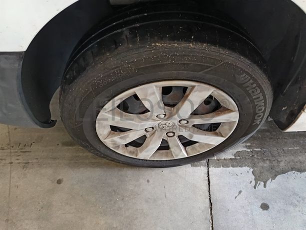 Peugeot Partner · Ano 2017