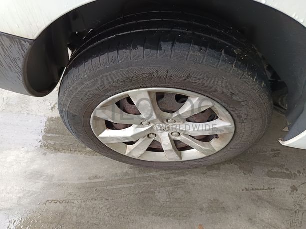 Peugeot Partner · Ano 2017