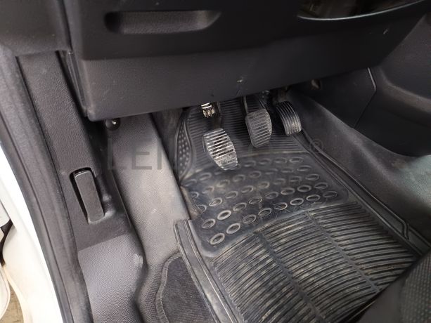 Peugeot Partner · Ano 2017