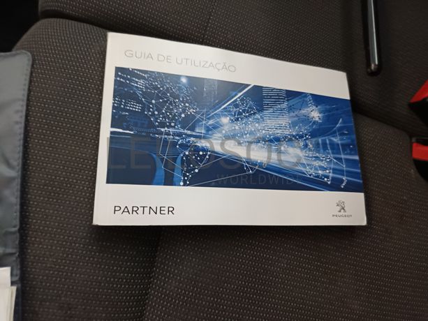 Peugeot Partner · Ano 2017