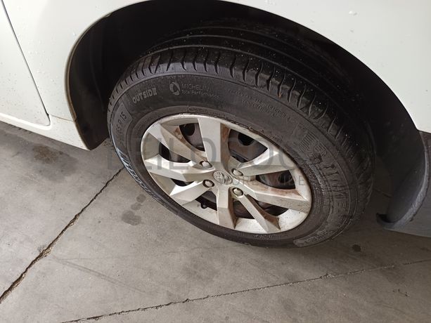 Peugeot Partner · Ano 2017