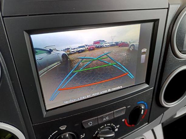 Peugeot Partner · Ano 2017