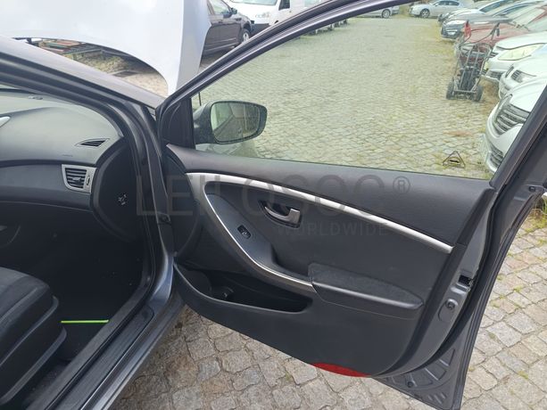 Hyundai i30 GD 1.4 CRDi · Ano 2013