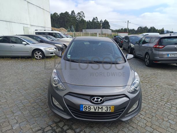 Hyundai i30 GD 1.4 CRDi · Ano 2013
