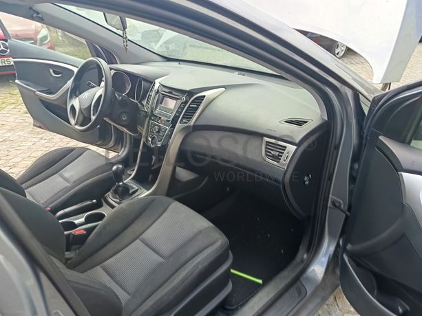 Hyundai i30 GD 1.4 CRDi · Ano 2013