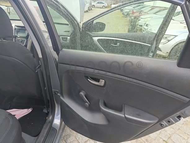 Hyundai i30 GD 1.4 CRDi · Ano 2013
