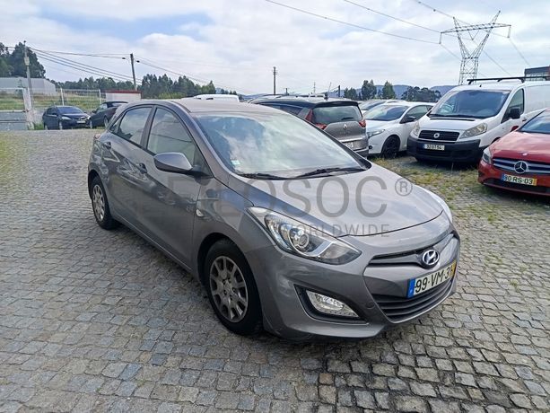 Hyundai i30 GD 1.4 CRDi · Ano 2013