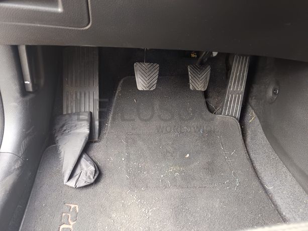 Hyundai i30 GD 1.4 CRDi · Ano 2013