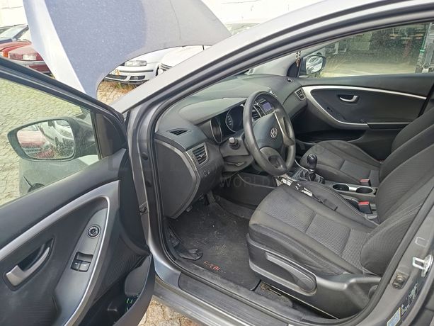 Hyundai i30 GD 1.4 CRDi · Ano 2013