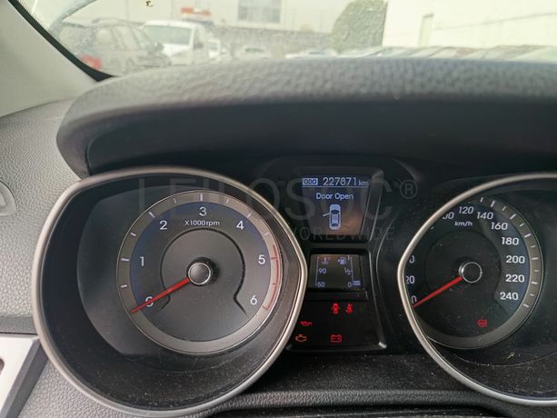 Hyundai i30 GD 1.4 CRDi · Ano 2013