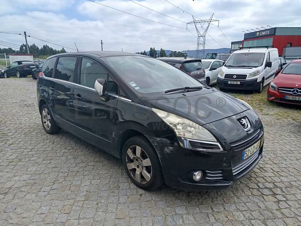 Peugeot 5008 · Ano 2010