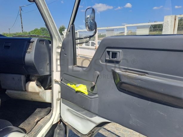 Toyota Dyna 150 3.0D · Ano 2001