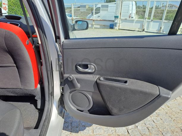 Renault Clio · Ano 2007