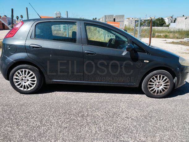 Fiat Punto · Ano 2010
