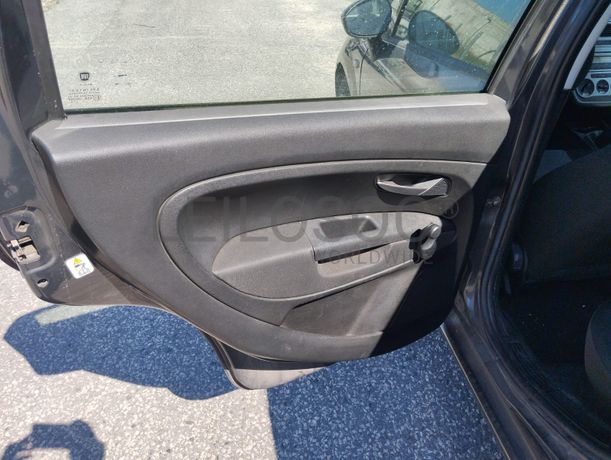 Fiat Punto · Ano 2010