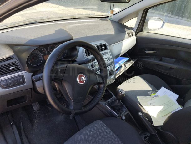 Fiat Punto · Ano 2010