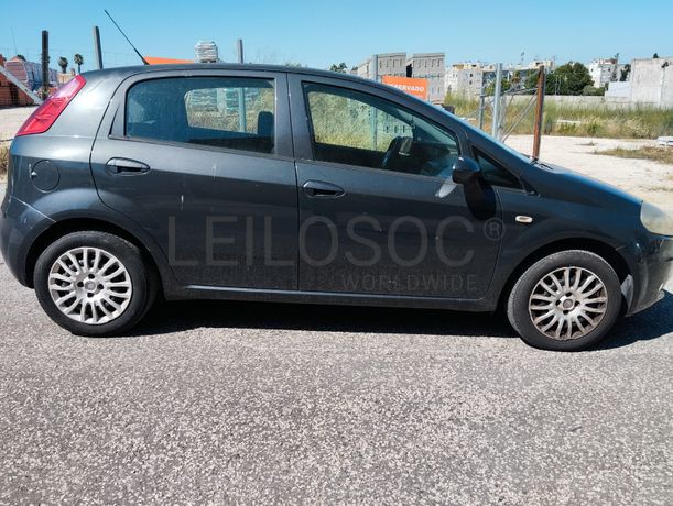 Fiat Punto · Ano 2010