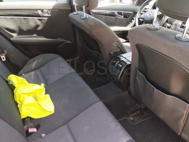 Mercedes-Benz C220 · Ano 2010