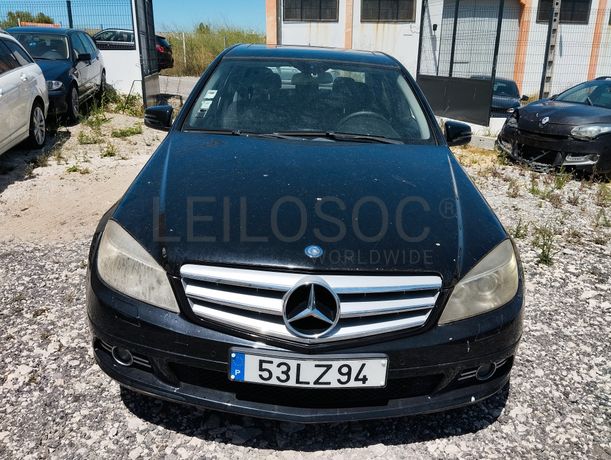 Mercedes-Benz C220 · Ano 2010