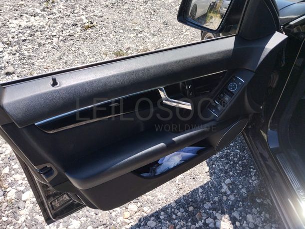 Mercedes-Benz C220 · Ano 2010