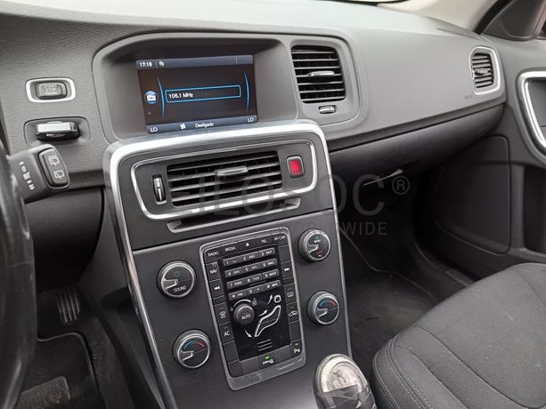 Volvo V60 · Ano 2011