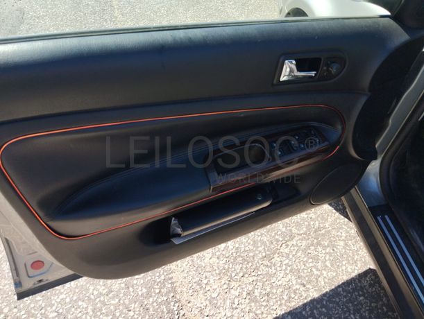 Volkswagen Passat TDI · Ano 2002