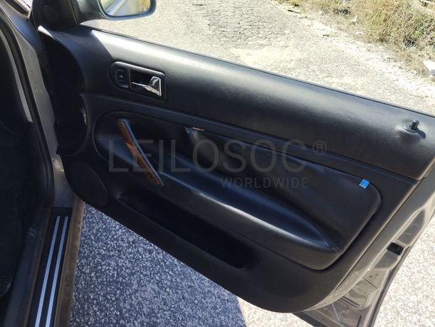 Volkswagen Passat TDI · Ano 2002