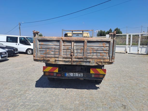 Toyota Dyna 250 · Basculante · Ano 1997