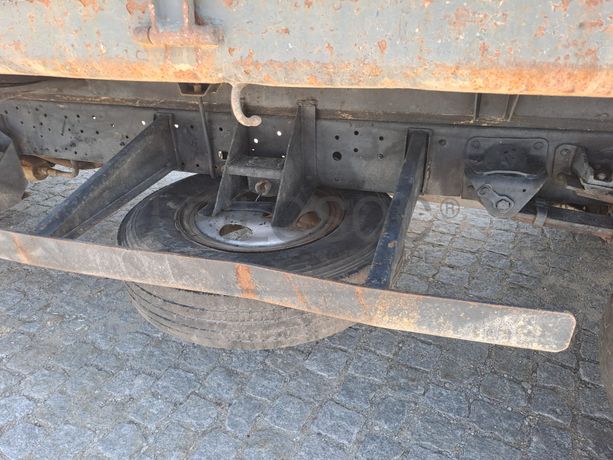 Toyota Dyna 250 · Basculante · Ano 1997